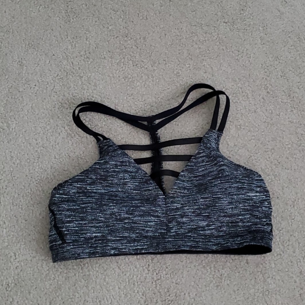 Victoria Secret sports bra size medium